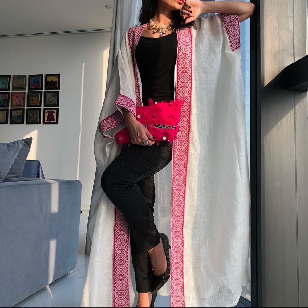 Amazing linen embroidered kaftan